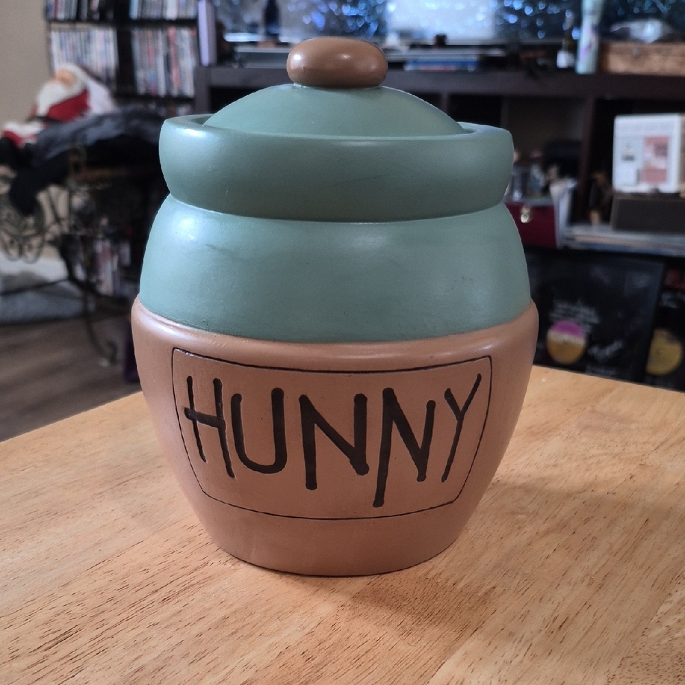 Hunny Pot Cookie Jar